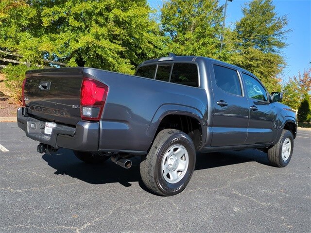 2022 Toyota Tacoma SR V6 photo 3