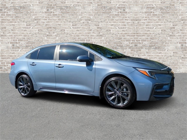 2024 Toyota Corolla SE's photo