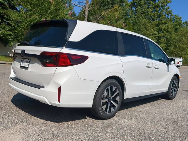 2027 Honda Odyssey EX-L - Photo 4