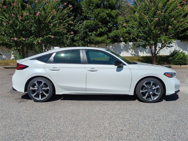 2026 Honda Civic Hybrid Sport Touring photo 3