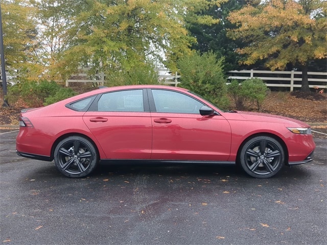 2025 Honda Accord Hybrid Sport-L photo 2