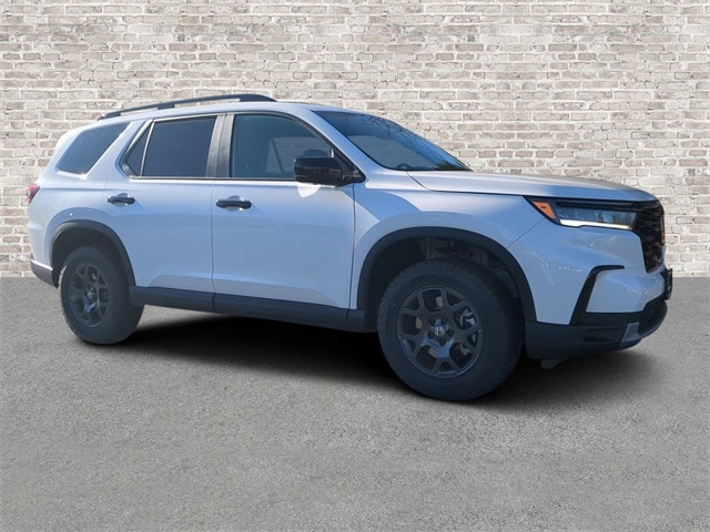 2025 Honda Pilot TrailSport's photo