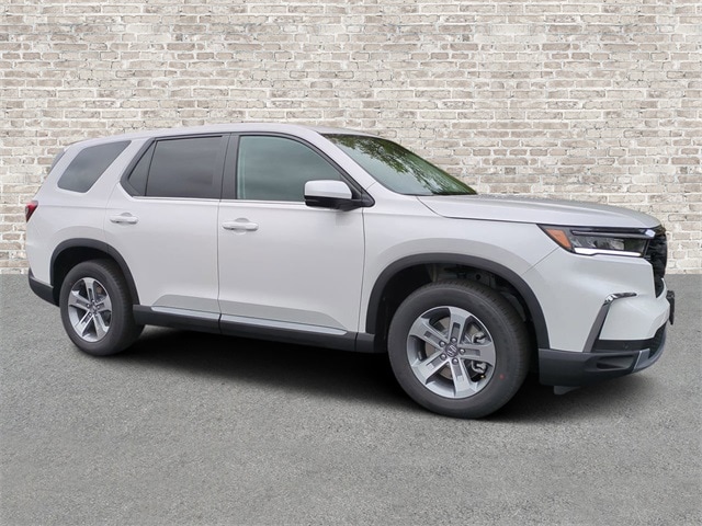 2025 Honda Pilot SUV 