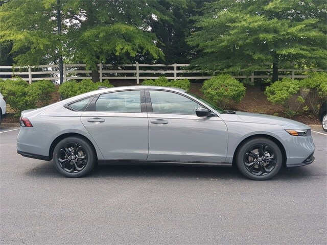2025 Honda Accord SE photo 3