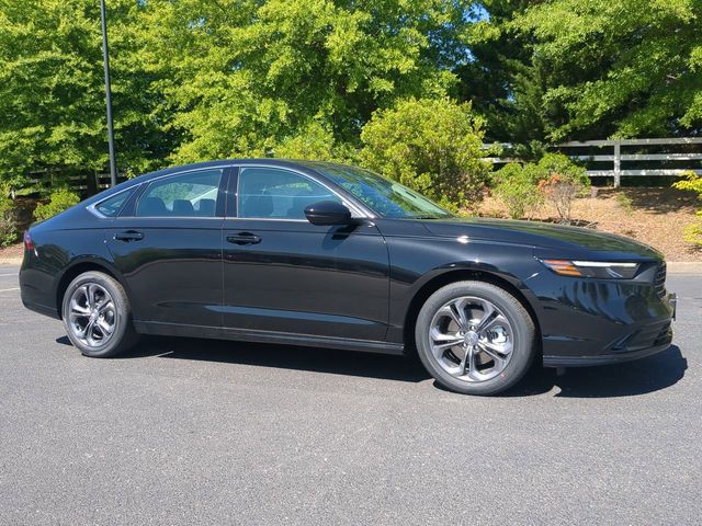 2026 Honda Accord Hybrid EX-L's photo