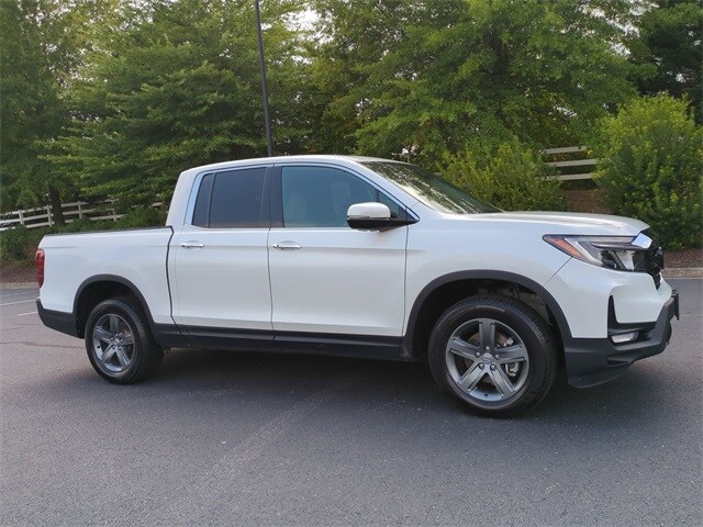2022 Honda Ridgeline RTL-E photo 2