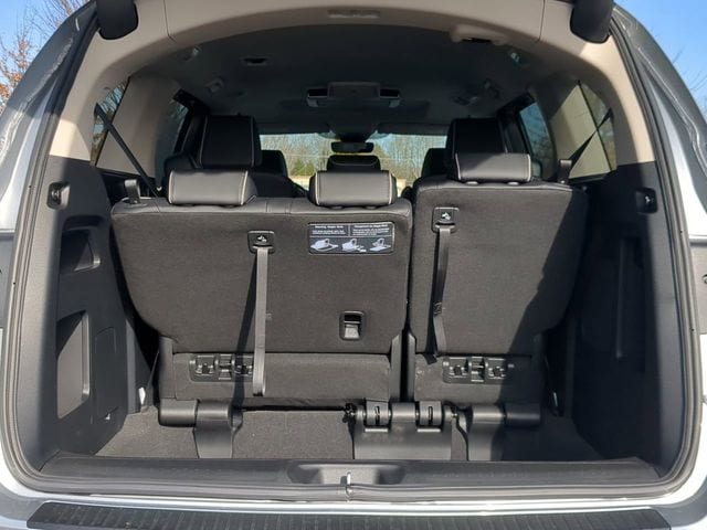 2026 Honda Odyssey Touring - Photo 12
