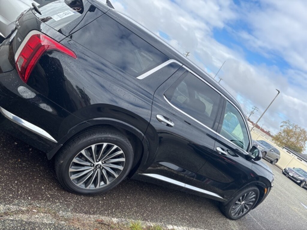 Used 2023 Hyundai Palisade Calligraphy SUV