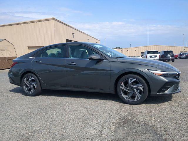 2026 Hyundai Elantra Sedan 