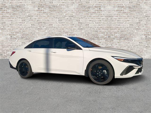 2026 Hyundai Elantra SEL's photo