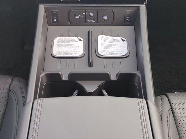 2026 Hyundai Santa Fe Calligraphy - Photo 17