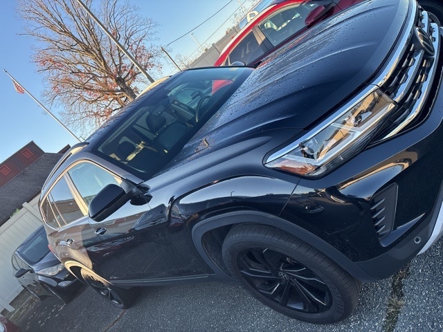 2023 Volkswagen Atlas SE Technology photo 3