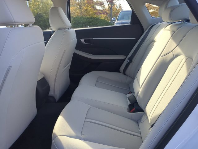 2026 Hyundai Sonata SEL - Photo 12