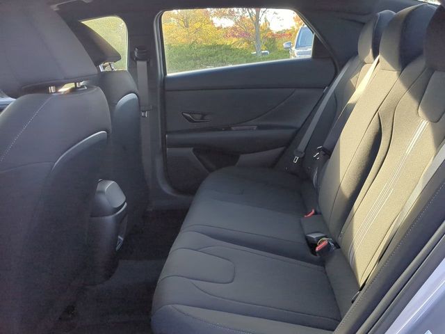 2026 Hyundai Elantra SEL Sport - Photo 12
