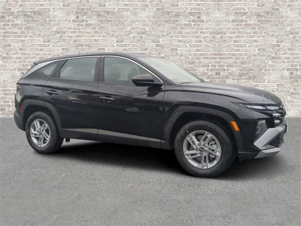 New 2026 Hyundai Tucson SE AWD SUV