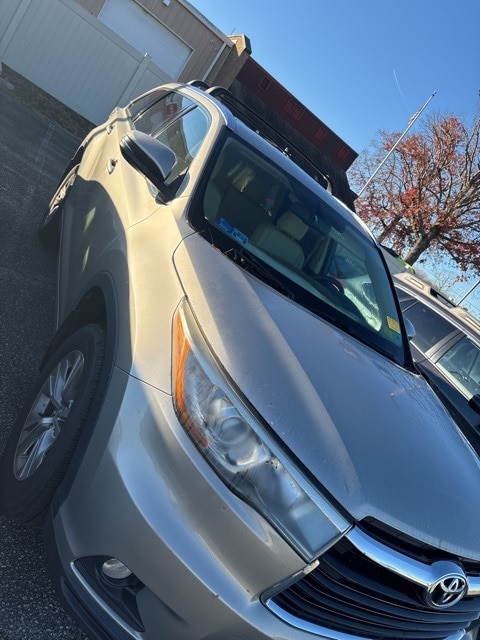 2015 Toyota Highlander XLE photo 3