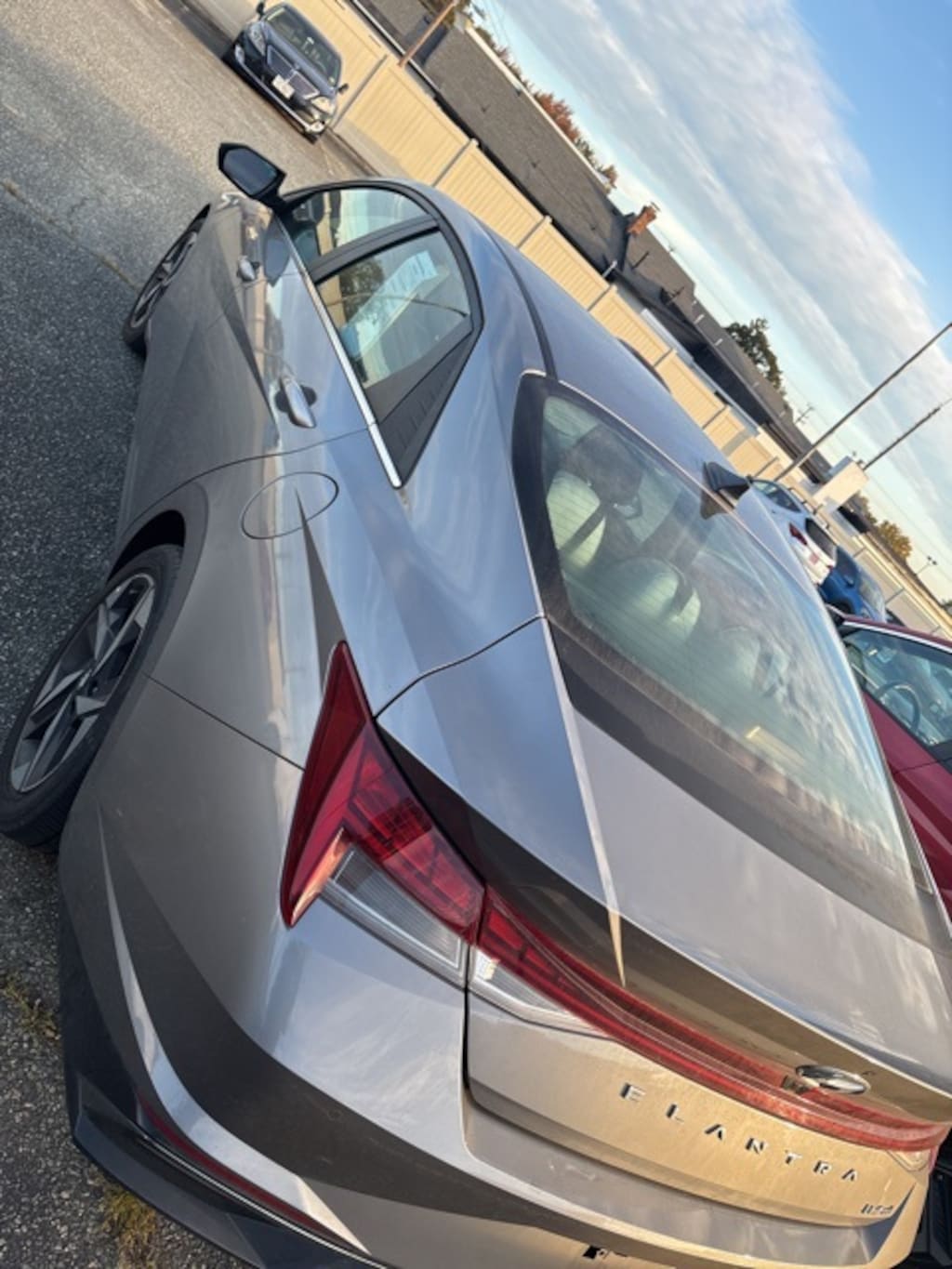 Used 2022 Hyundai Elantra Limited Sedan