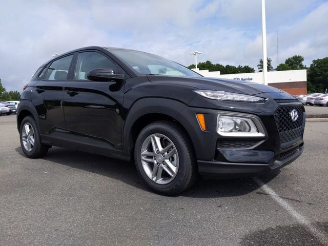 Used 2021 Hyundai Kona SE with VIN KM8K1CAA9MU747346 for sale in Midlothian, VA