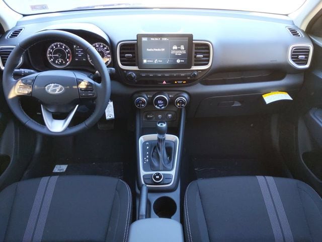 2021 Hyundai Venue SEL - Photo 13