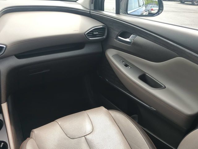 2020 Hyundai Santa Fe Limited - Photo 16