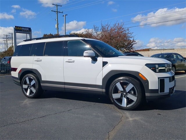 2024 Hyundai Santa Fe Limited photo 2