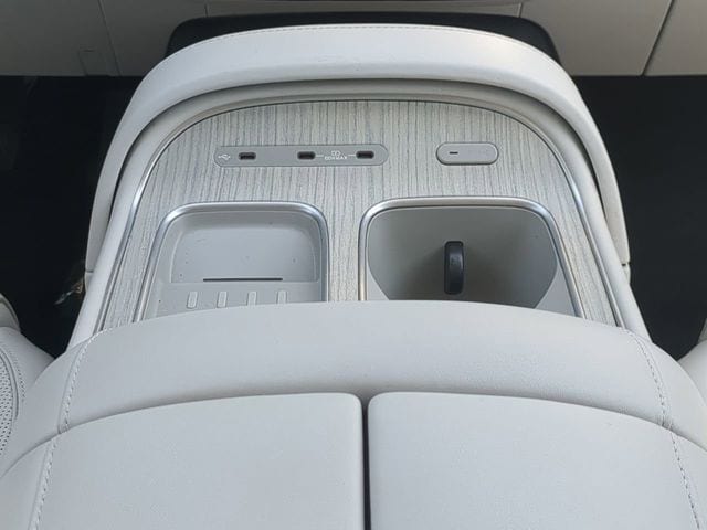 2026 Hyundai Palisade Calligraphy - Photo 17