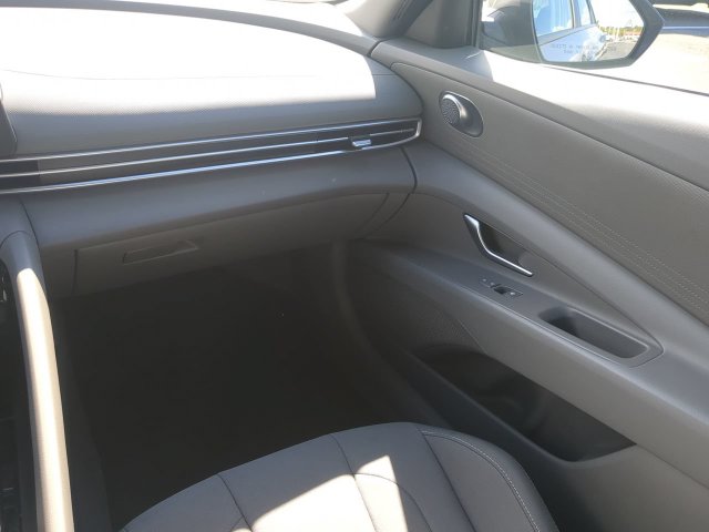 2025 Hyundai Elantra Blue - Photo 15
