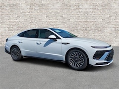 2026 Hyundai Sonata Hybrid SEL Sedan