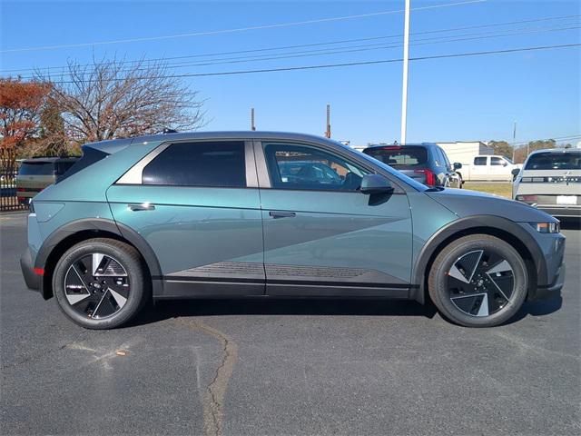 2026 Hyundai Ioniq 5 SEL photo 3