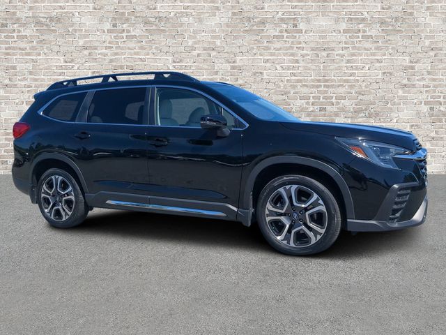 2023 Subaru Ascent Limited 7 Passenger's photo