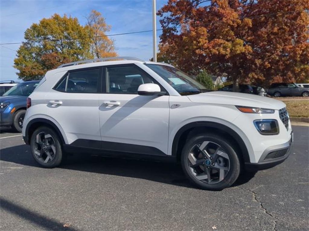 New 2026 Hyundai Venue SEL SUV
