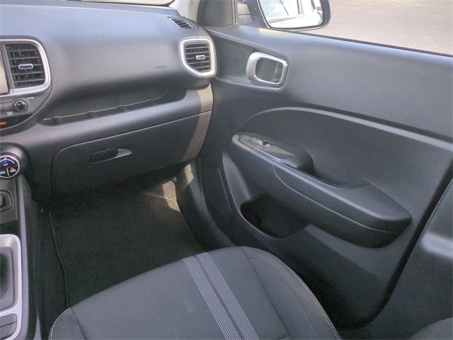 View 16