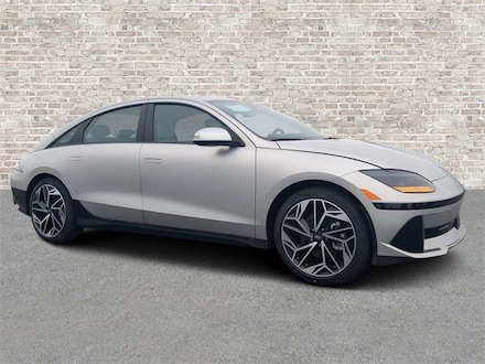 2025 Hyundai IONIQ 6 SEL Sedan