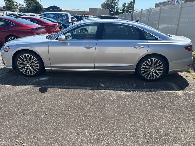 2020 Audi A8 55 TFSI L quattro Tiptronic's photo