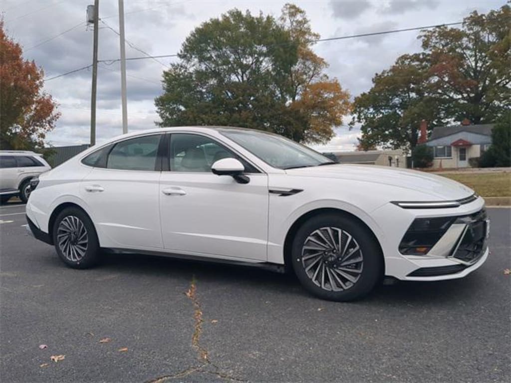New 2026 Hyundai Sonata Hybrid Limited Sedan