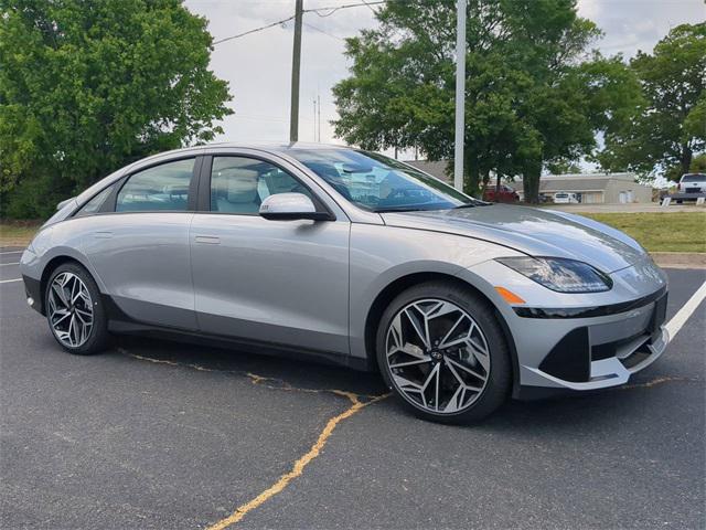 2025 Hyundai Ioniq 6 SEL photo 2