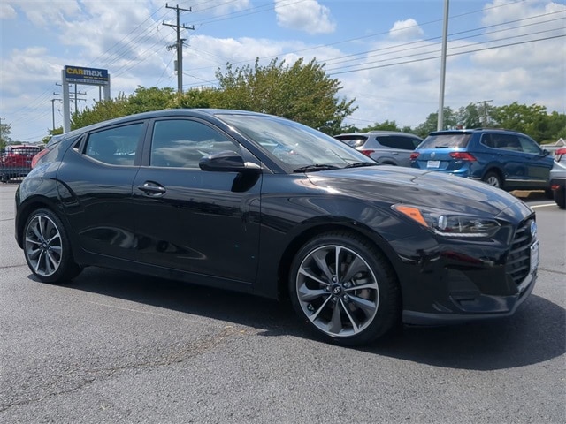 Used 2021 Hyundai Veloster Premium with VIN KMHTG6AF0MU032276 for sale in Midlothian, VA