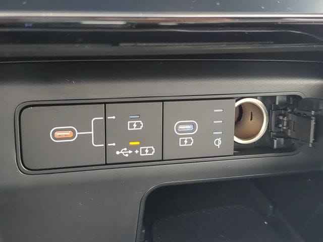 2025 Hyundai Santa Cruz Limited - Photo 21