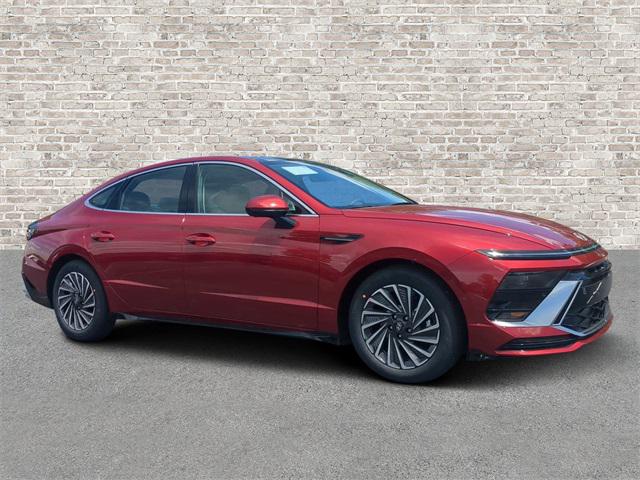 2025 Hyundai Sonata Hybrid