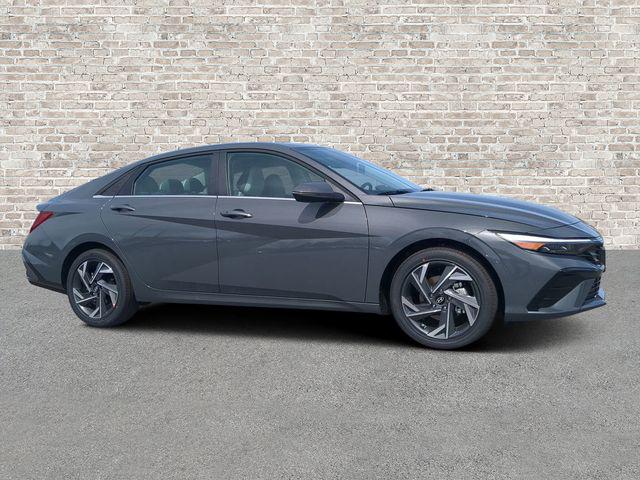 2026 Hyundai Elantra Sedan 