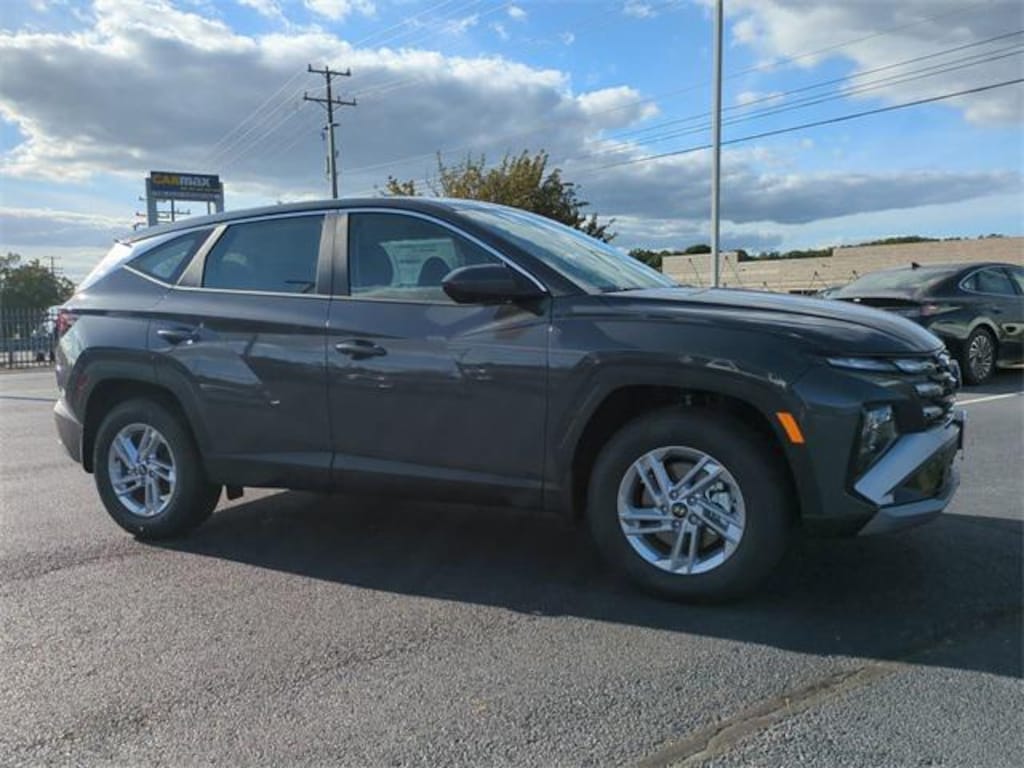 New 2026 Hyundai Tucson SE AWD SUV