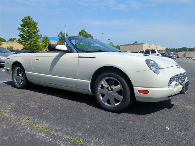 Used 2002 Ford Thunderbird Deluxe with VIN 1FAHP60A92Y110033 for sale in Midlothian, VA