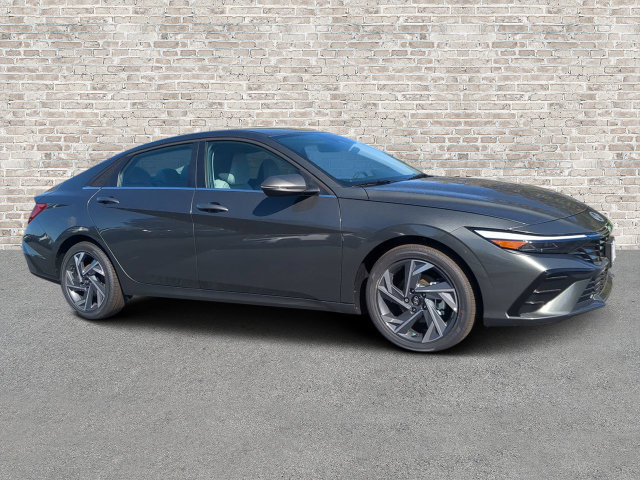 2025 Hyundai Elantra Hybrid