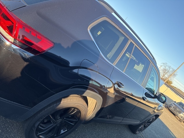 2023 Volkswagen Atlas SE Technology photo 2