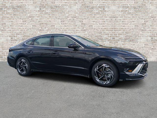 2026 Hyundai Sonata SEL AWD's photo