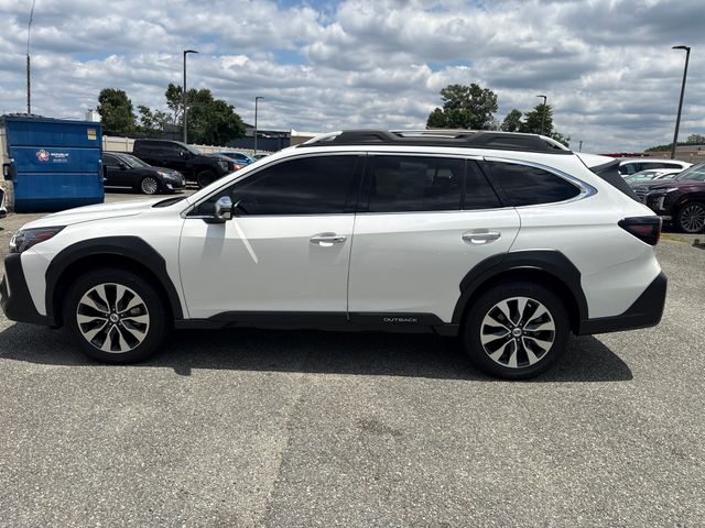 2025 Subaru Outback Touring's photo