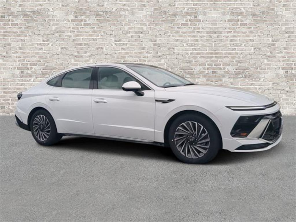 New 2026 Hyundai Sonata Hybrid Limited Sedan