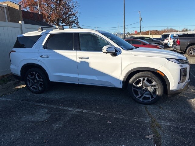 2024 Hyundai Palisade SEL photo 2