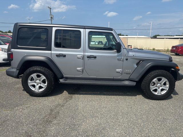 2020 Jeep Wrangler Sport S's photo