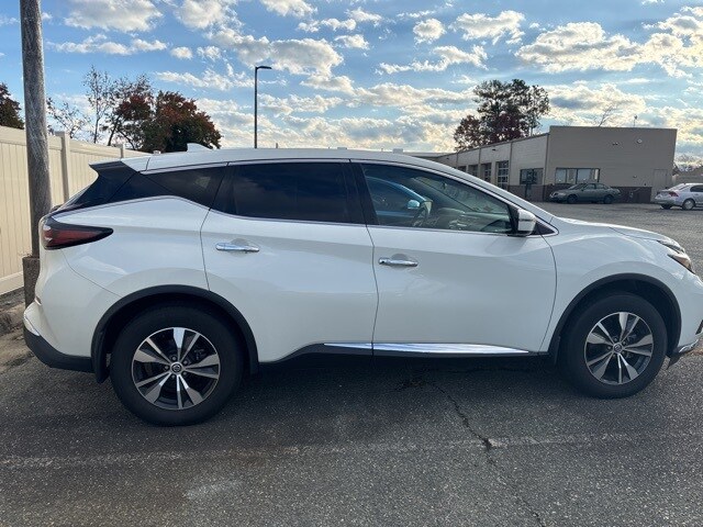 2020 Nissan Murano S photo 2